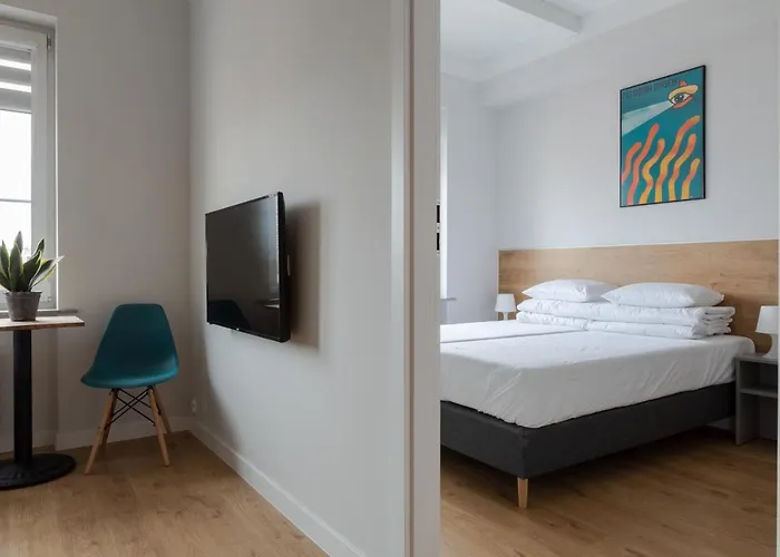 Moho Xl ホステル