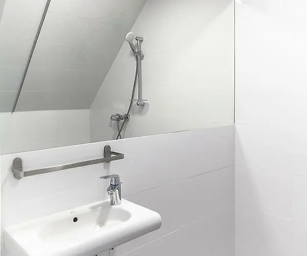 Moho Xl ホステル