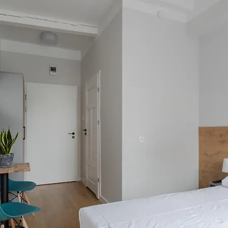 Moho Xl Хостел *