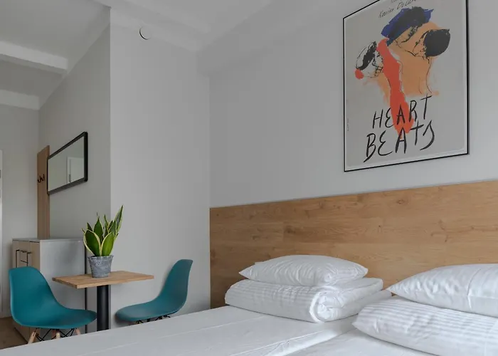 Moho Xl Хостел *